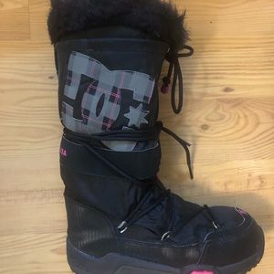 DC Chalet winter boots